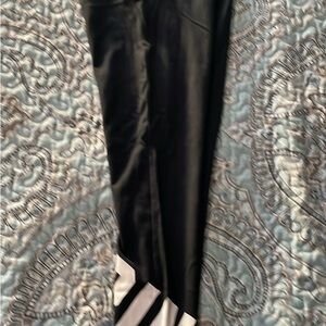 Victoria's Secret PINK Black and White Leggings